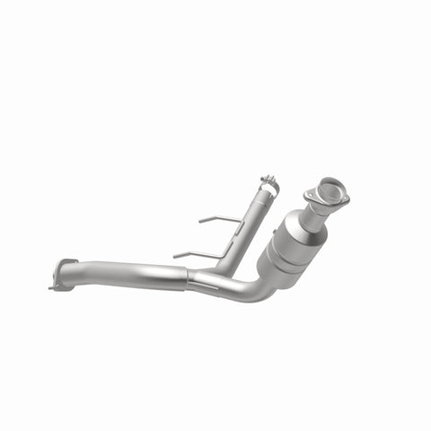 MagnaFlow Direct Fit Catalytic Converter 2009-2010 F-150 4.6 L Underbody - 52295