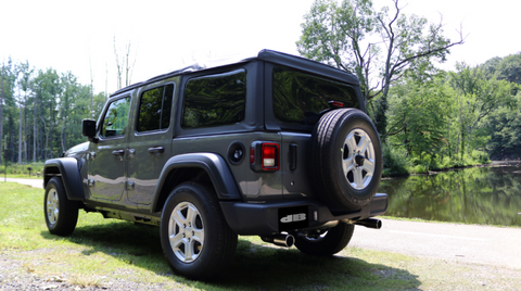 Corsa 18+ Jeep Wrangler JL 2.5in Dual Rear Exit Polished Tips Touring Axle-Back Exhaust - 21016