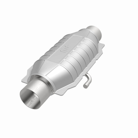 MagnaFlow Conv Universal 2.25in Inlet/Outlet Center/Center Oval - 334015