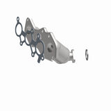 MagnaFlow Direct Fit Catalytic Converter 14-15 Toyota Highlander 3.5L Manifold - 52545