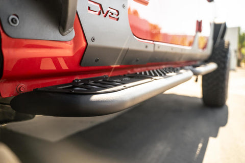 DV8 Offroad 20-23 Jeep Gladiator JT Body/Pinch Weld Mounted Step - SRGL-08