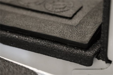 Dee Zee 15-23 Chevrolet/GMC Colorado/Canyon Heavyweight Bed Mat - Custom Fit 5Ft Bed (X Pattern) - DZ77009