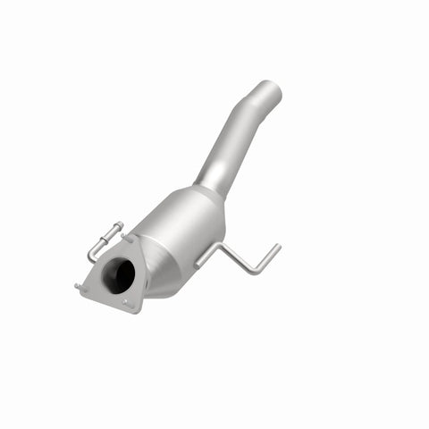 MagnaFlow Direct Fit Catalytic Converter 04-07 VW Touareg 4.2L Passenger Side - 51156
