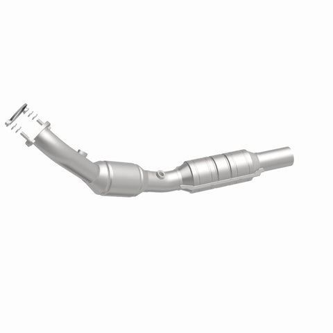 MagnaFlow Direct Fit Catalytic Converter 10-11 Chevrolet Camaro V6 3.6L - 551673