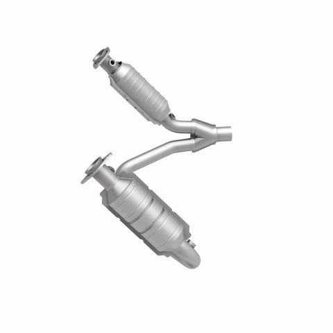 MagnaFlow Direct Fit Catalytic Conv 05-06 Dodge Dakota/2006 Mitsubishi Raider 3.7L Y-Pipe Assembly - 49462