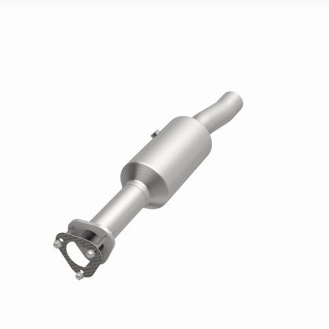MagnaFlow 16-19 Ford E-450 Super Duty Base V10 6.8L Underbody Direct-Fit Catalytic Converter - 280446