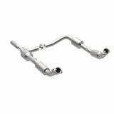 MagnaFlow Direct Fit Catalytic Converter OEM 07-08 Ford E-150 - 5582640