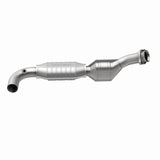 MagnaFlow Direct Fit Catalytic Converter 97-98 Ford Trucks 4.2L - 447131