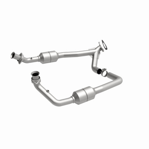MagnaFlow Direct Fit Catalytic Converter 2002 Ford E-Series Vans 5.4L - 447378