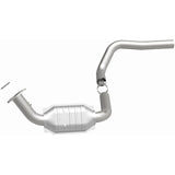 MagnaFlow Direct Fit Catalytic Converter 03-06 Hummer H2 6.0L D/S - 51372