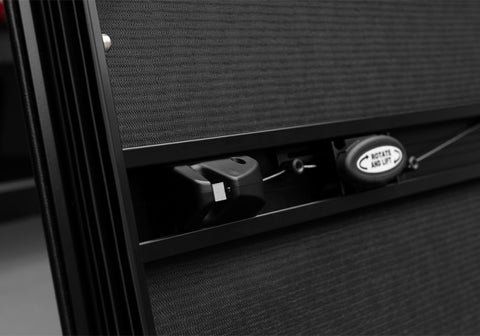 Extang 14-18 Chevy/GMC Silverado/Sierra 1500 (8 ft) Trifecta ALX - 90455