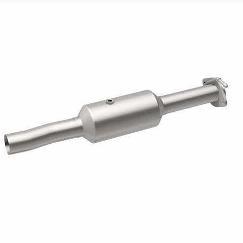 MagnaFlow 09-10 Ford F-550 Super Duty V10 6.8L Rear Underbody Direct Fit Catalytic Converter - 280434