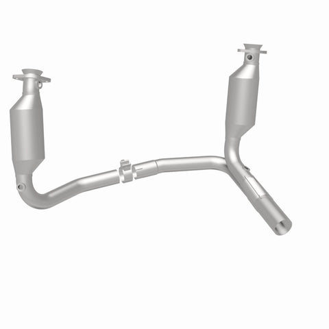 MagnaFlow Direct Fit Catalytic Converter 04 Dakota 3.7/4.7 2WD OEM - 49657