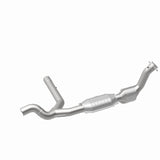 MagnaFlow Direct Fit Catalytic Converter 99-00 Ford Exped 4.6L - 51116