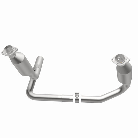 MagnaFlow Direct Fit Catalytic Converter 04 Dakota 3.7/4.7 2WD OEM - 49657