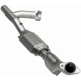 MagnaFlow Direct Fit Catalytic Converter 99-00 Ford Trucks 5.4L - 447118