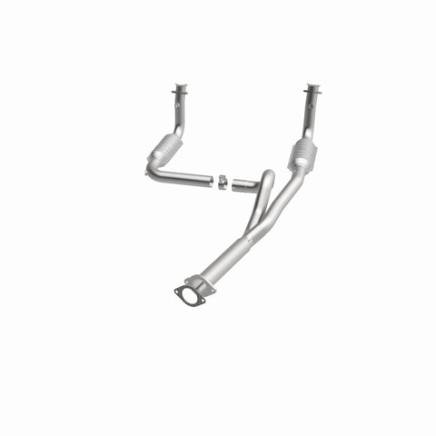 MagnaFlow Conv DF 2000 Chevrolet/GMC Express/Savana 1500/2500 5.7L to 8500 GVW - 23073