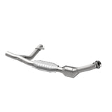 MagnaFlow Direct Fit Catalytic Converter 99-00 Ford Trucks 5.4L - 447116