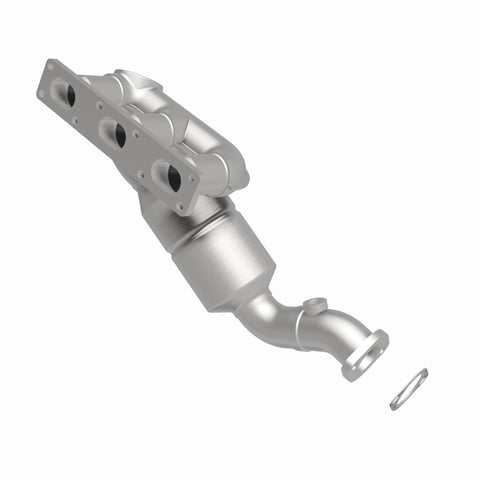 MagnaFlow Direct Fit Catalytic Converter BMW 5 99-00 Rear - 452466