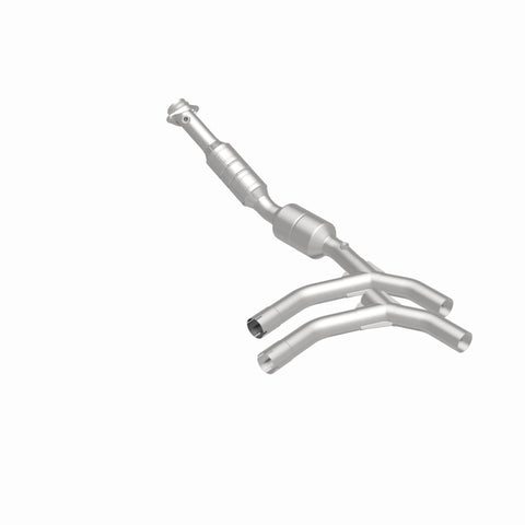 MagnaFlow Direct Fit Catalytic Converter 05-07 Ford E150 4.6L Passenger Side - 51310