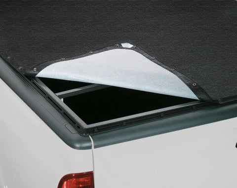 Lund 00-04 Dodge Dakota (5ft. Bed) Genesis Snap Tonneau Cover - Black - 90062
