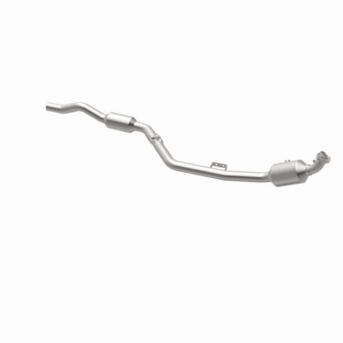 MagnaFlow Direct Fit Catalytic Converter OEM 2007 Mercedes-Benz E350 Underbody - 69.125in Length - 5411666