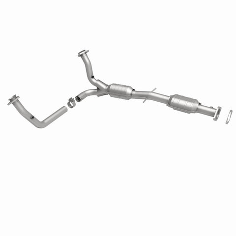 MagnaFlow Direct Fit Catalytic Converter 00-04 S10/Sonoma 4.3L - 447242
