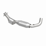 MagnaFlow Direct Fit Catalytic Converter 97-98 Ford F-150 Pickup 4.2L D/S 4WD (49 State) - 93428