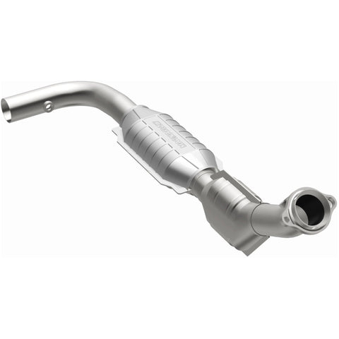 MagnaFlow Direct Fit Catalytic Converter 99-00 Ford Trucks 5.4L - 447115