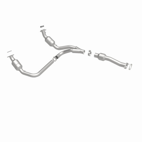 MagnaFlow Conv Direct Fit 2011-2014 Express 1500 4.3L Underbody - 52134