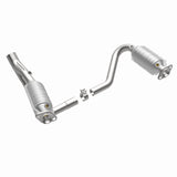 MagnaFlow Direct Fit Catalytic Converter 05-07 Dodge Durango 3.7L/4.7L - 49832