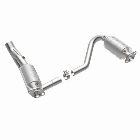 MagnaFlow Direct Fit Catalytic Converter 05-07 Dodge Durango 3.7L/4.7L - 49832