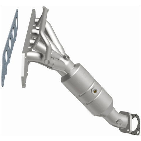 MagnaFlow Direct Fit Catalytic Converter 07 Ford Focus 2.0L Manifold **CA Emissions** - 49842