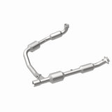 MagnaFlow Direct Fit Catalytic Converter 05-06 Ford E-350 Super Duty 5.4L - 5481439