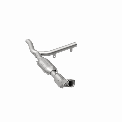 MagnaFlow Direct Fit Catalytic Converter 01 Ford F-150 4.2L - 51301