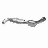 MagnaFlow Direct Fit Catalytic Converter 01 Ford Trucks 4.6L - 447121