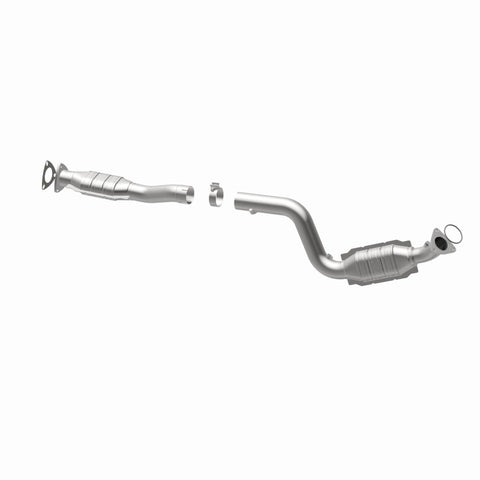 MagnaFlow Direct Fit Catalytic Converter 03-07 GM 2500/3500 Passenger Side - 447273