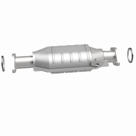 MagnaFlow Conv Toyota 23887 17.75X6.5X4 2/2 - 23888