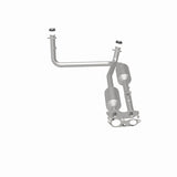 MagnaFlow Direct Fit Catalytic Converter California Grade 96-00 GM Tahoe/Yukon/Escalade 5.7L - 4451453