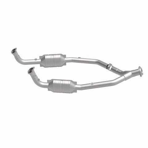 MagnaFlow Direct Fit Catalytic Converter OEM 2003 Land Rover Discovery Underbody - 4551028