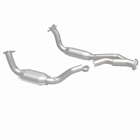 MagnaFlow Conv DF 03-06 Chevy SSR 5.3/6.0 OEM - 49580
