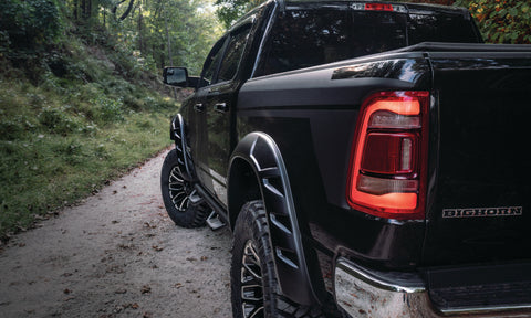 Bushwacker 19-22 Ram 1500 (Excl. Rebel/TRX) 76.3 & 67.4in Bed DRT Style Flares 4pc  - Blk / Smooth - 50934-02