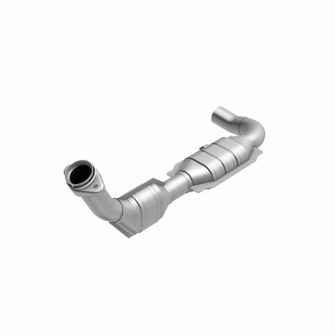 MagnaFlow Direct Fit Catalytic Converter 99-00 Ford F-150 4.6L - 447135