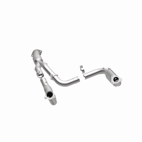 MagnaFlow Direct Fit Catalytic Converter 11-13 Chev Silverado 2500 HD/3500 HD 6.0L - 51812