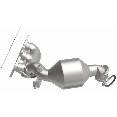MagnaFlow Direct Fit Catalytic Converter 04-06 Toyota Sienna 3.3L - 50274