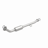MagnaFlow Conv Direct Fit OEM 2001-2004 Toyota Sequoia Underbody - 4551061
