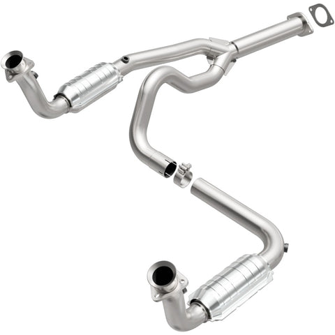 MagnaFlow Conv DF 2000 Chevrolet/GMC Express/Savana 1500/2500 5.7L to 8500 GVW - 23073