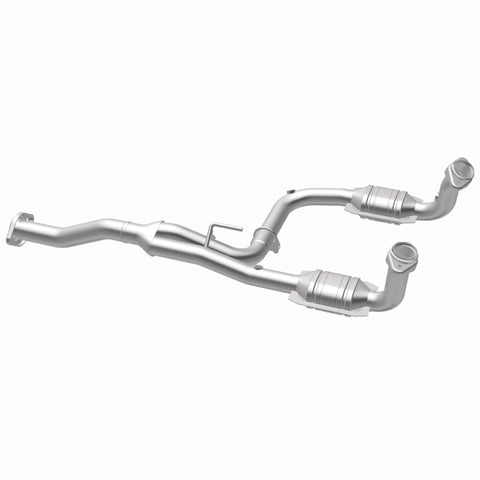MagnaFlow Direct Fit Catalytic Converter 07 Jeep Liberty 3.7L OEM - 49186