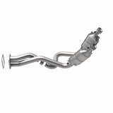 MagnaFlow Direct Fit Catalytic Converter 05-07 Ford F250/F350 5.4L - 49911