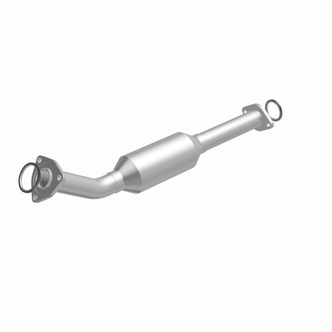 MagnaFlow Conv Direct Fit OEM 2003-2004 Toyota Tundra Underbody - 28.75in Length - 4551406